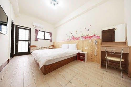 Hengchun 101 Hotel Bagian luar foto